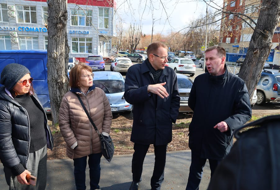 В Тюмени представители общественности обсудили планы ремонта участка улицы Широтной